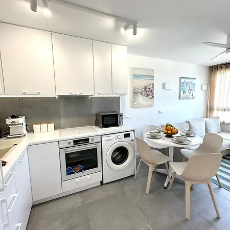 La Roca Seafront Sea View And Private Parking Torrevieja